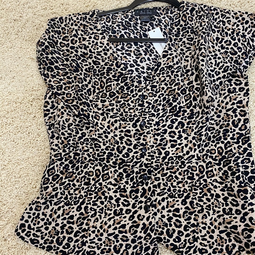 Animal print blouse NWT